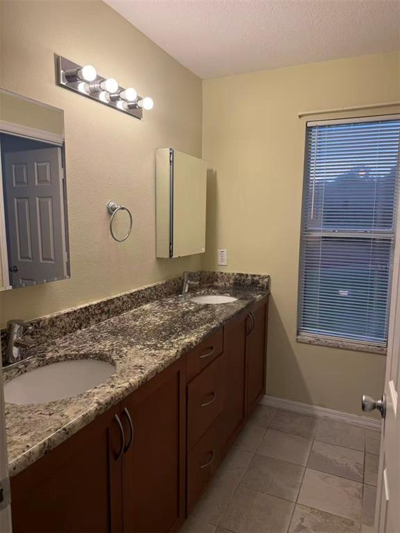 Building Photo - 1408 Sunningdale Way