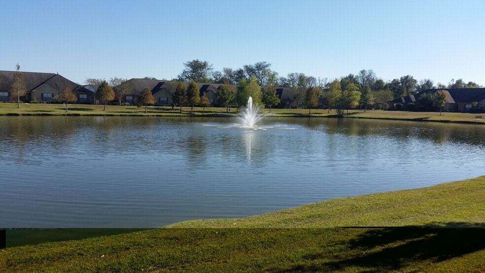 Building Photo - 809 Summer Breeze Dr