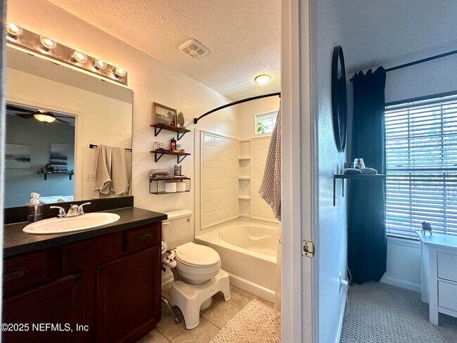 Building Photo - 1659 Biscayne Bay Cir