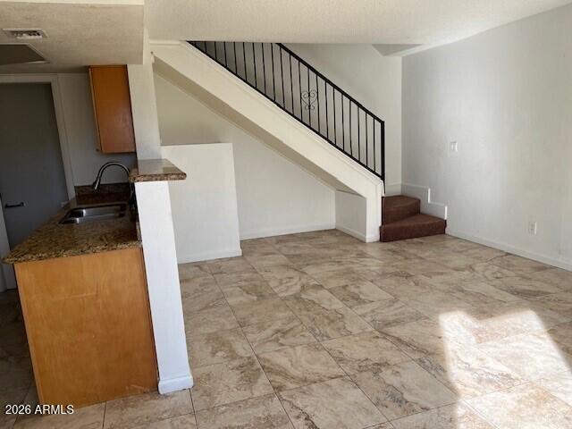 Building Photo - 6627 N 27th Ave