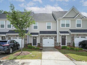 Building Photo - 231 Roudwood Dr