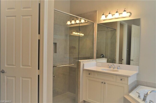 Building Photo - 4150 Aspen Chase Dr