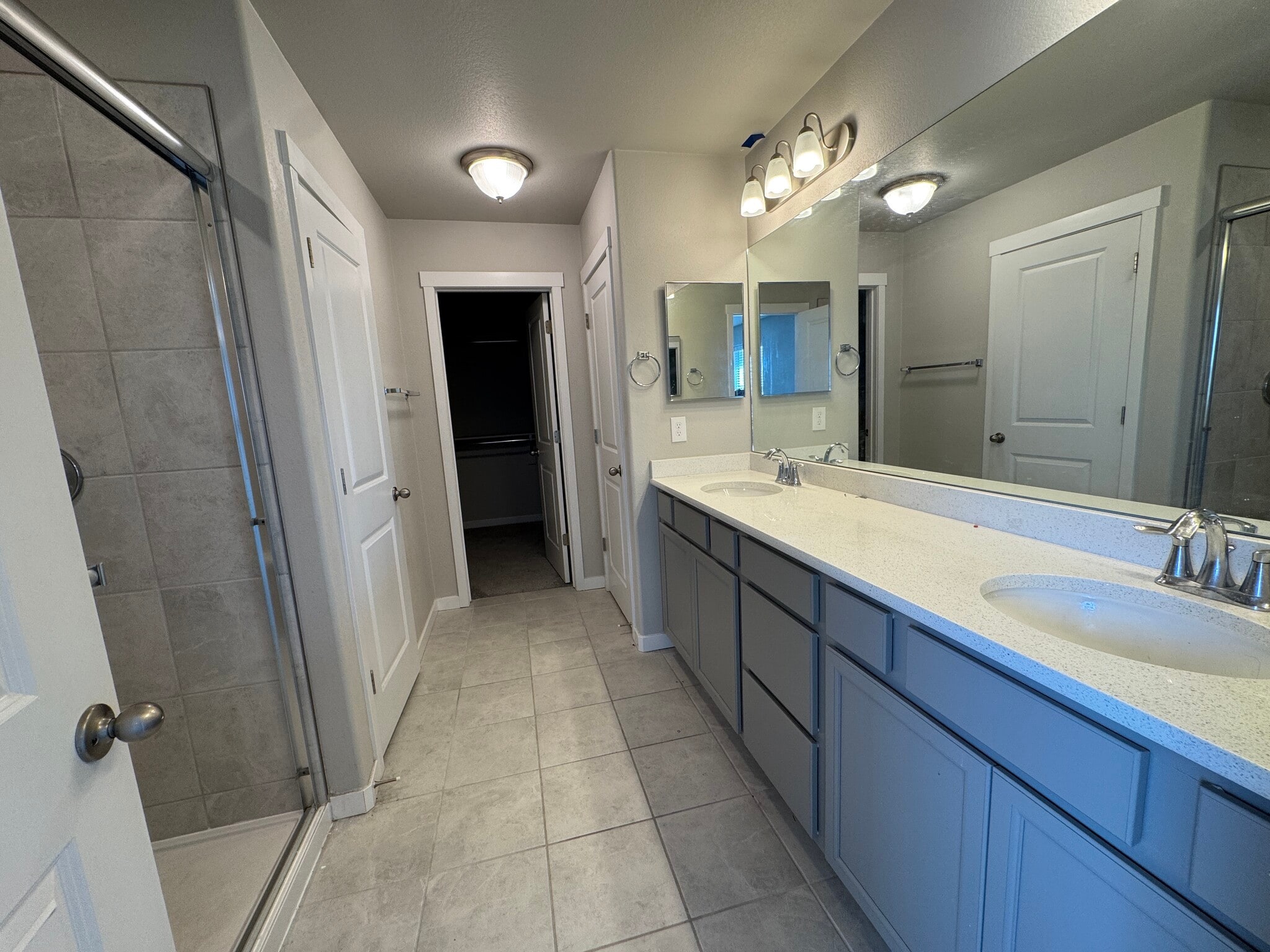 Building Photo - 5921 Mumford Dr