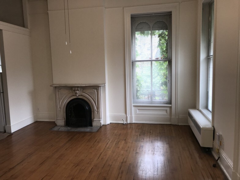 Studio - Inbusch House