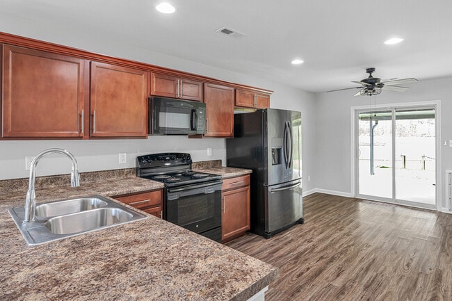 Building Photo - 160 Winstead Cir