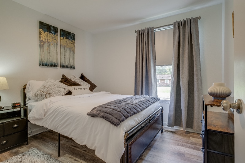 Building Photo - 179 Anderson Ln