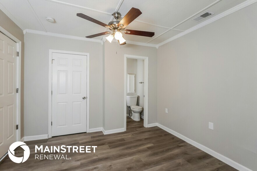 Building Photo - 7300 Betsy Ross Dr