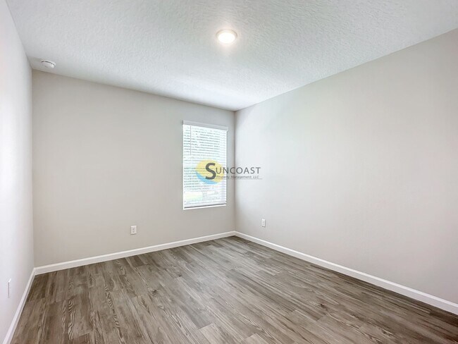 Building Photo - 5677 George Ct