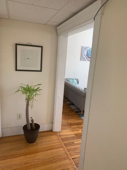 Building Photo - 360 Riverway