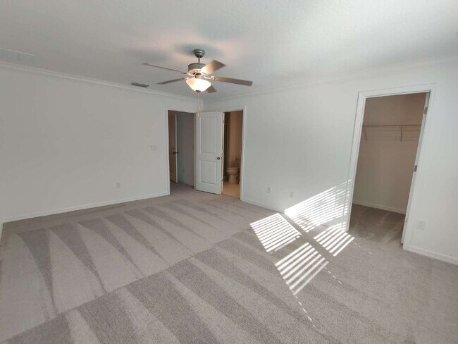 Building Photo - 30834 Veridian Wy