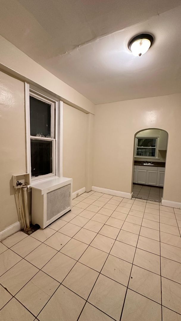 Building Photo - Remodeled Home - Kensington