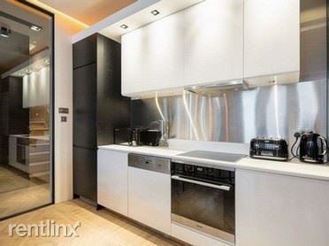 Building Photo - 900 Adams Crossing