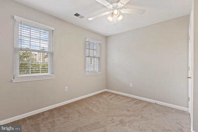 Building Photo - 2384 Branleigh Park Ct