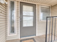 Building Photo - 6728 N Meridian Ave