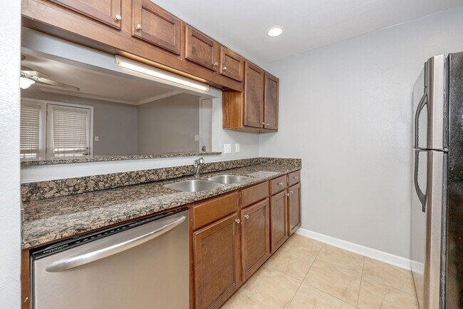 Building Photo - Harbor Landing rental with boat slip, great amenities, and a gated waterfront community lifestyle.