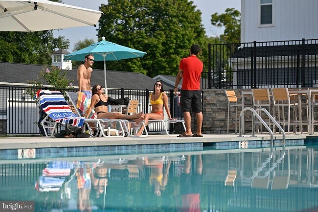 Building Photo - 3104 Rowen Ct