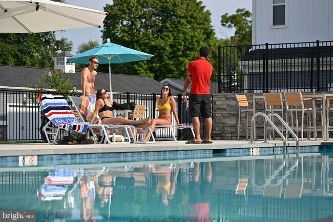 Building Photo - 7106 Wynfield Blvd