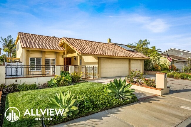 Building Photo - 6351 Glenfox Dr