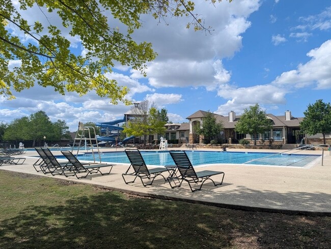 Building Photo - 12021 Pecangate Way