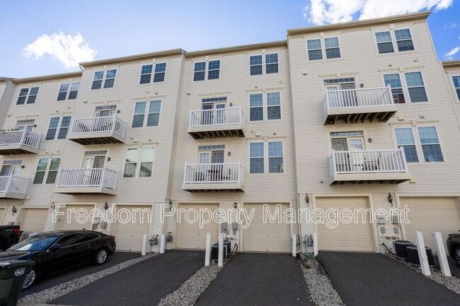 Building Photo - 7408 Brunson Cir