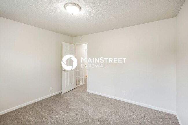 Building Photo - 3 Bedroom Pet-Friendly Home in GOODLETTSVILLE, TN with Main Street Renewal