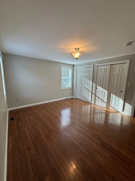 Building Photo - 33 Brookbend Way W
