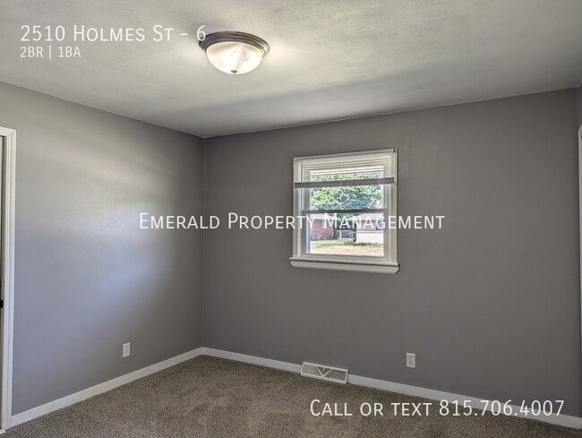 Building Photo - 2510 Holmes St
