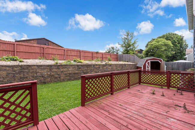 Building Photo - 2S601 River Oaks Dr