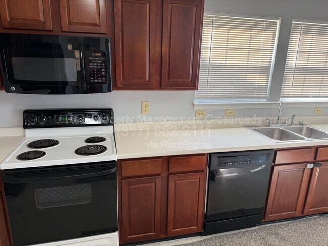 Building Photo - 8832 Taggart Dr