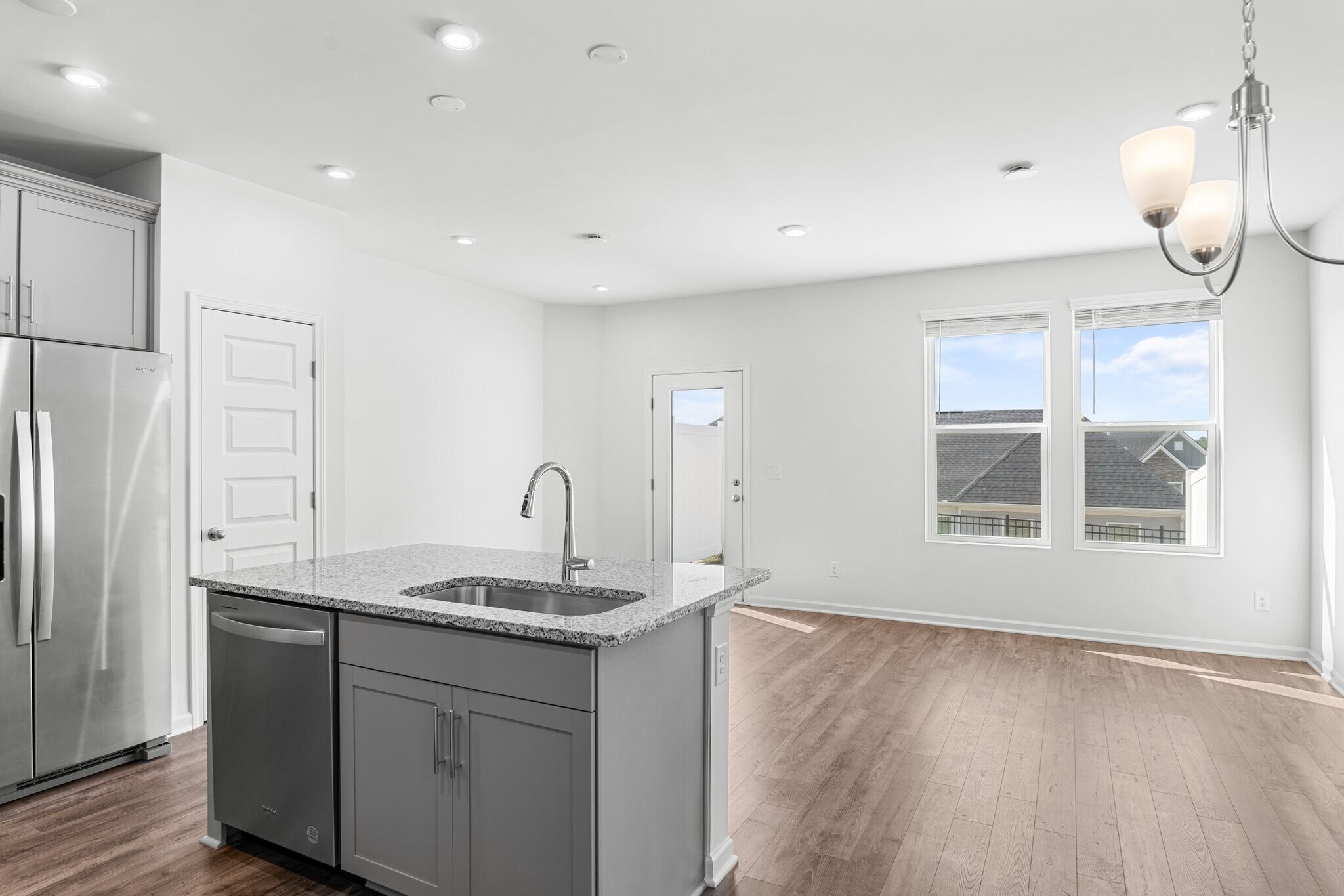 Building Photo - 5338 Bellflower Hls