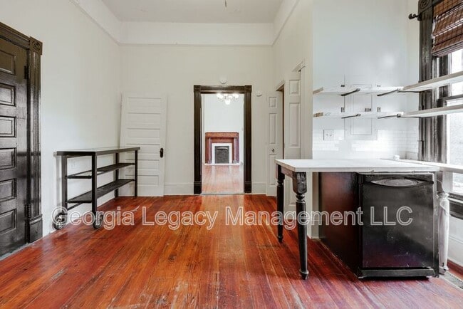 Building Photo - 295 Oglethorpe Ave
