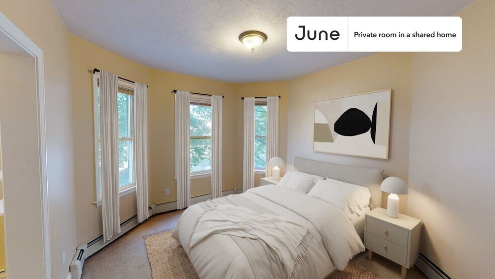 Primary Photo - Private bedroom in 3 bed/1 bath Home