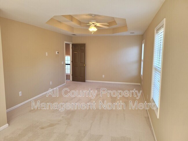 Building Photo - 506 Towne Ridge Way