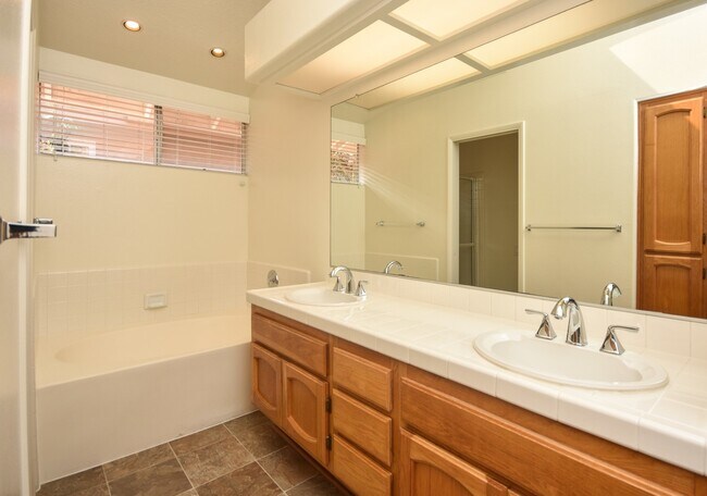 Building Photo - Beautiful 1 Story Home Walking Distance to...