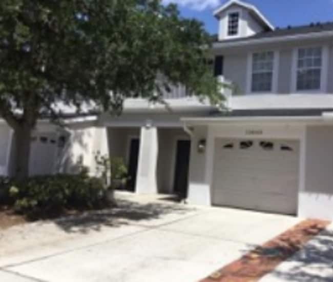 Building Photo - BEAUTIFUL 3 BEDFROOM, ,2.5 BATHROOMS TOWNH...