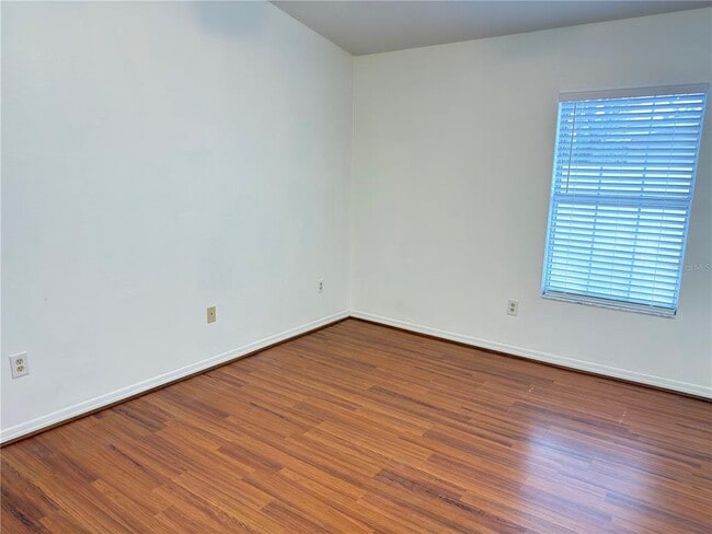 Building Photo - 414 Ulelah Ave