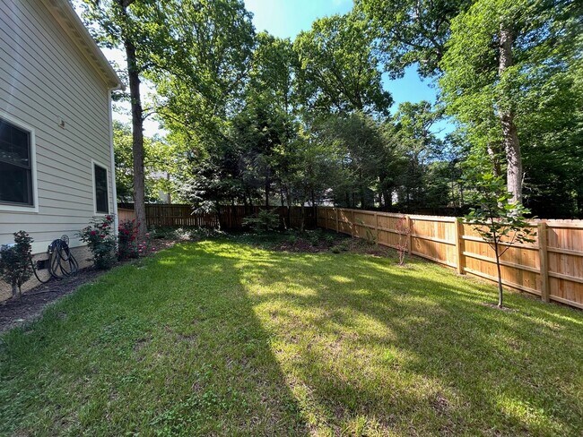 Building Photo - East AVL - 2022 Craftsman Custom Build