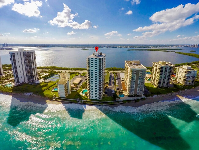 Building Photo - 5420 N Ocean Dr