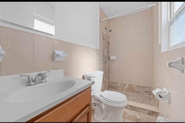 Building Photo - 147-20 223rd St