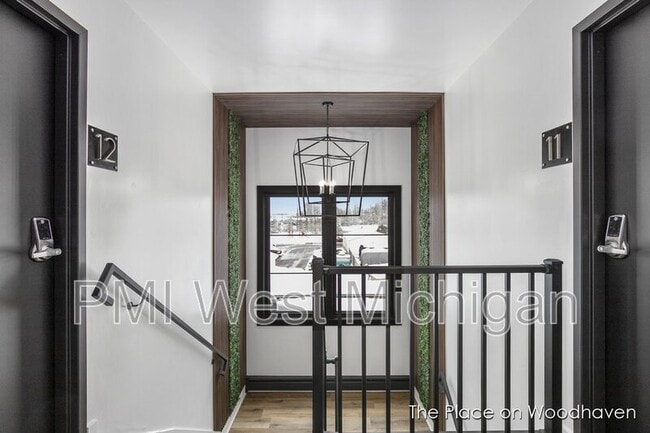 Building Photo - 8444 Woodhaven Dr SW