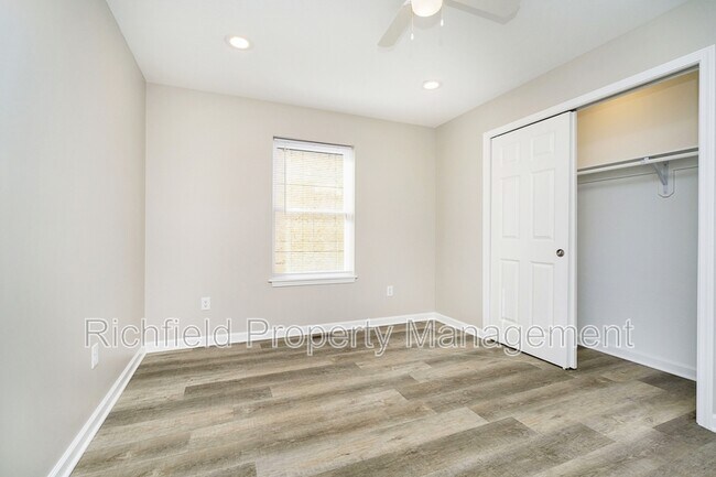 Building Photo - 416 N Hamilton Ave