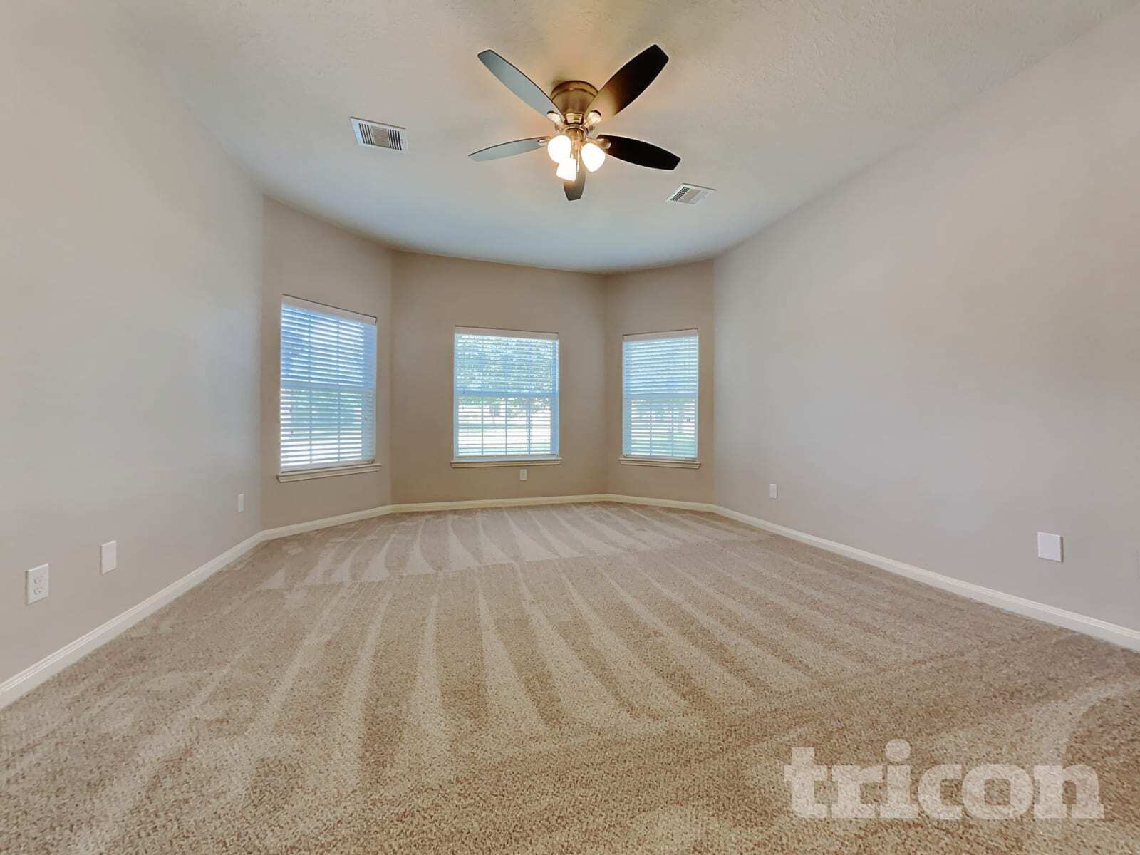 Building Photo - 30906 Sweetwater Cir
