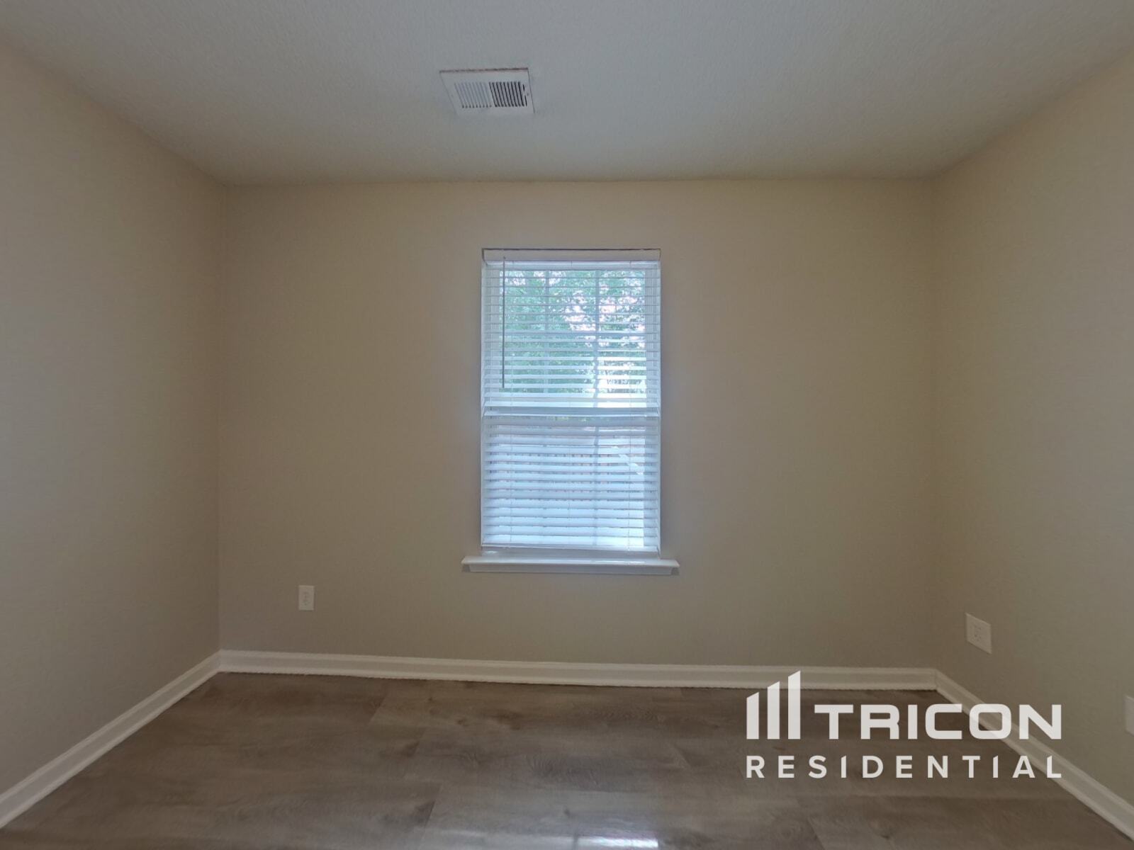 Building Photo - 6 Alderwood Ct