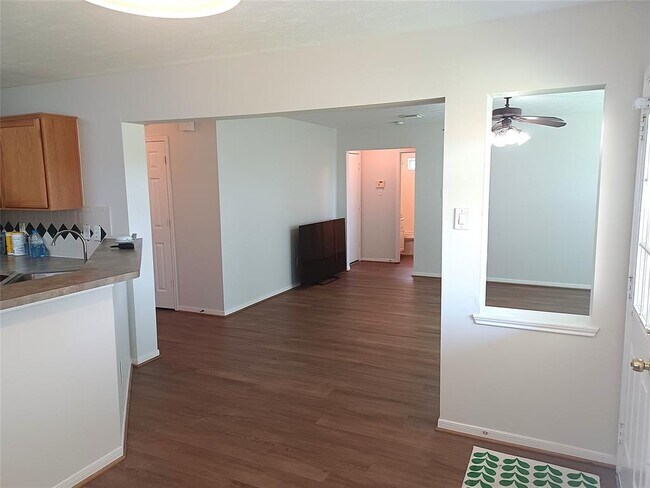 Building Photo - 13414 Beechglen Ln