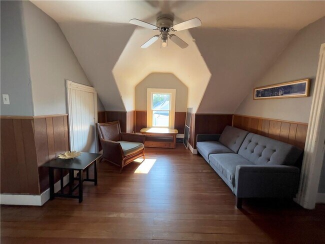 Building Photo - 60 Berkeley Ave