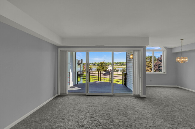 Building Photo - 1128 Windward Rd