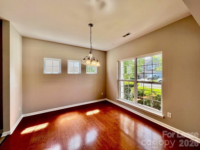 Building Photo - 10311 Dominion Village Dr