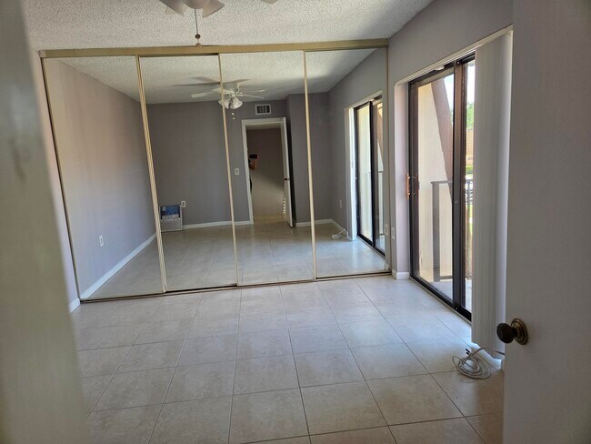 Building Photo - 253 Charter Way