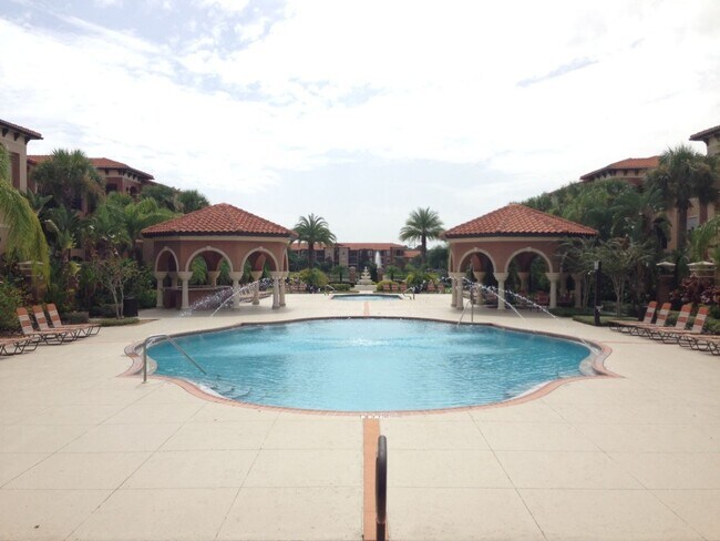 Building Photo - 1 bd / 1 ba condo in The Palms Club Community