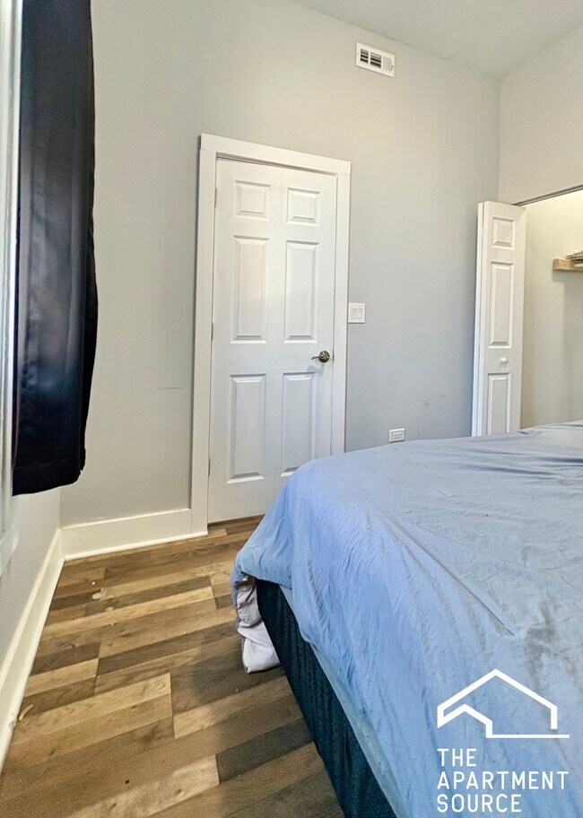 Building Photo - 2937 W Jackson Blvd